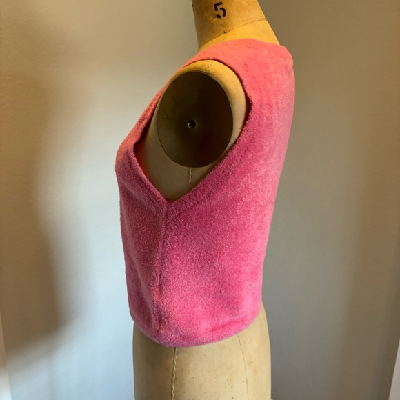 Alice + Olivia- SZ M Hot Pink Fuzzy Crop Top - Picture 3 of 6